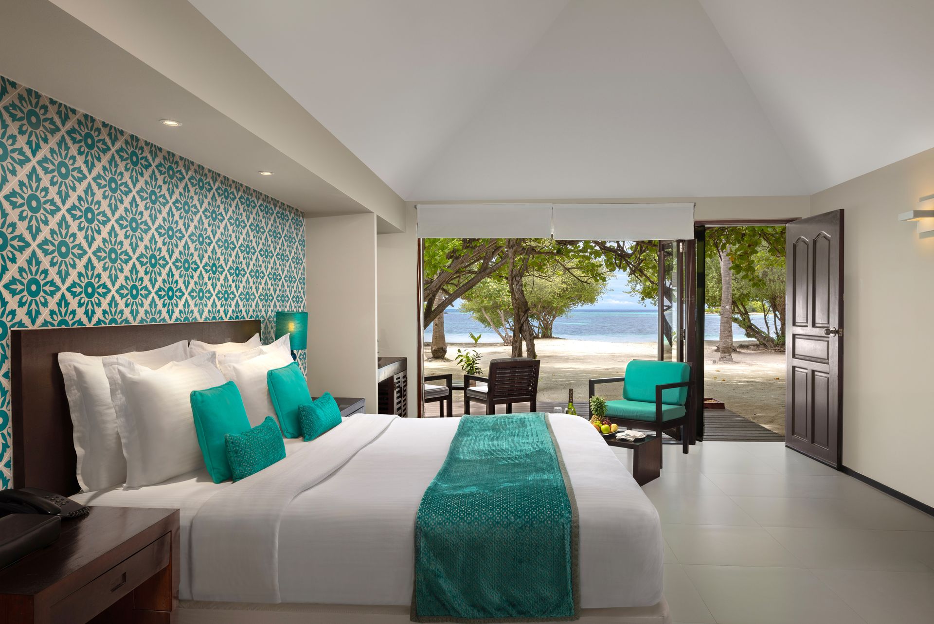 Adaaran Select Hudhuran Fushi Deluxe Beach Villa