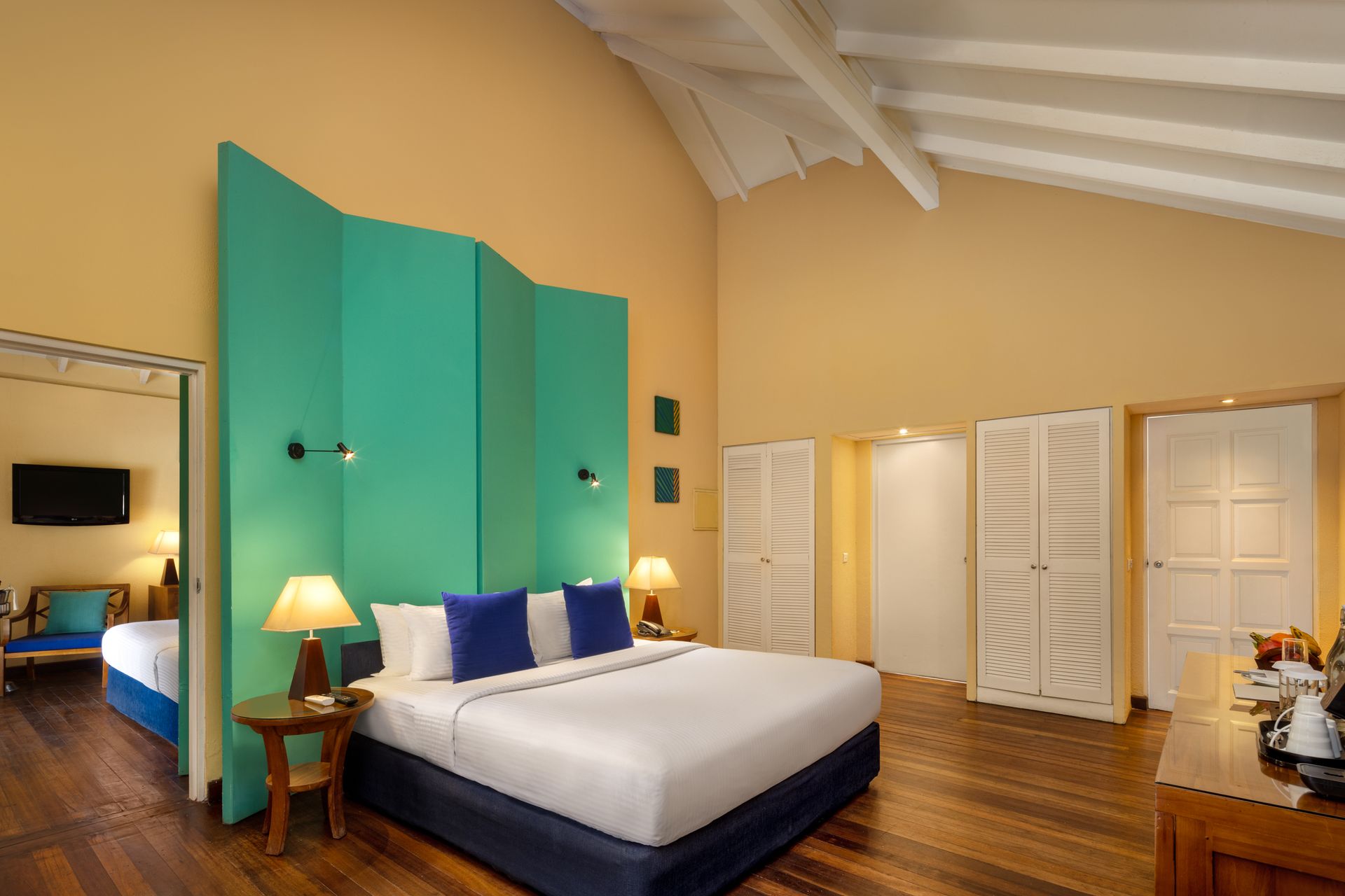 Adaaran Select Meedhupparu Two-Bedroom Family Beach Villa